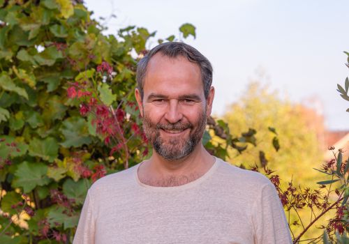 Phillipp Neuhaus, Stiftungsratsmitglied der down to earth permaculture foundation für Permakultur.